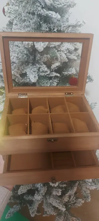 Scatola porta orologi in legno