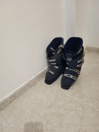 Botas de esquí Lange negras y plateadas