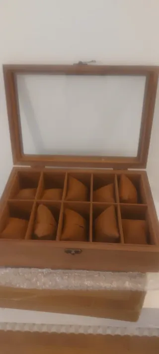 Scatola porta orologi in legno