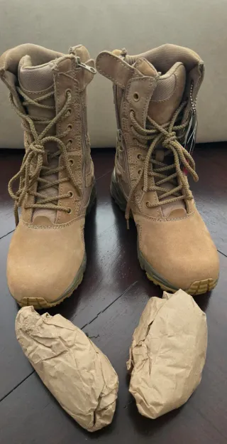 Botas militares Rothco áridas