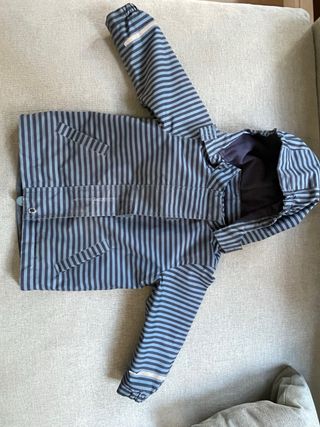Chaqueta impermeable forrada talla 86-92