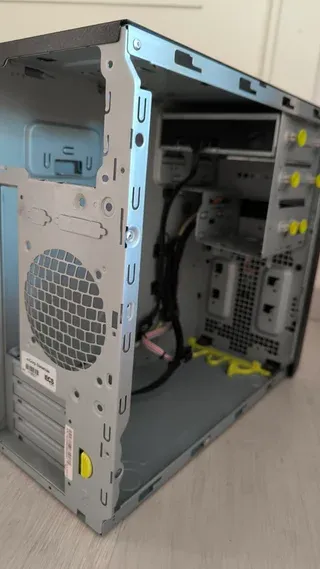 Carcasa Ordenador / ATX ITX Computers – Negra