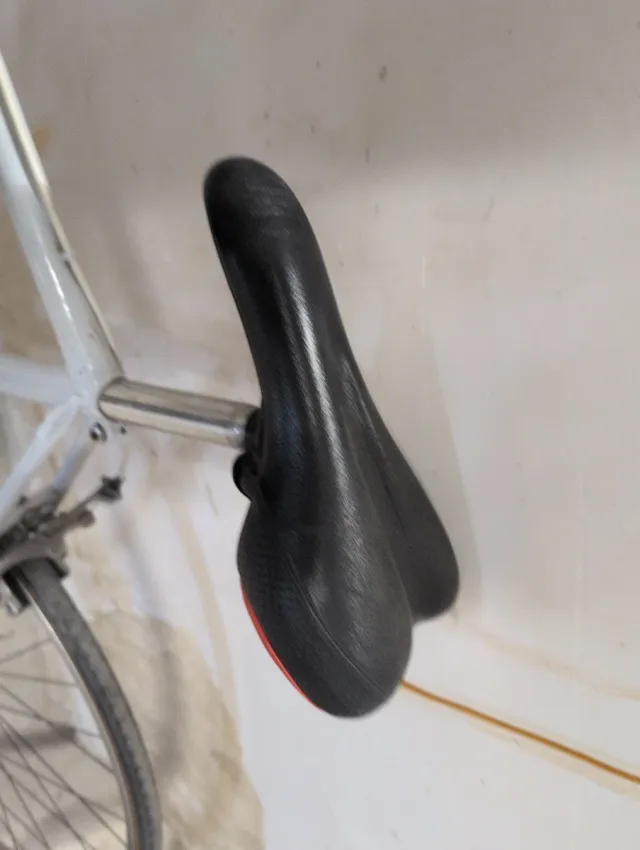 Bicicletta da strada Orbea classica bianca