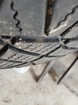 Llantas Nissan Patrol + Neumáticos Michelin