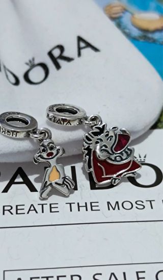 Charms Timón y Pumba