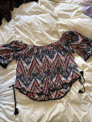 Blusa Crop Top Estampada Talla M