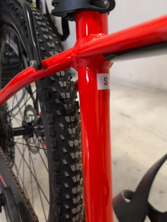 Bici Trek Marlin 8 2023 Rossa