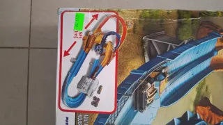 Hot Wheels Monster Trucks Scorpion Sting Raceway