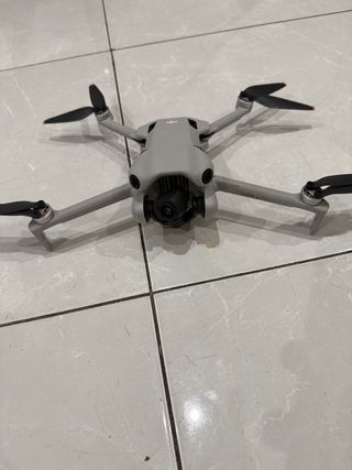 3 Drones DJI para piezas