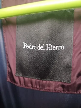 Abrigo acolchado Pedro del Hierro morado