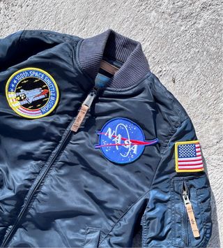 Chaqueta Bomber Alpha NASA Azul Marino