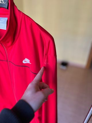 Chaqueta Vintage Nike Roja. L