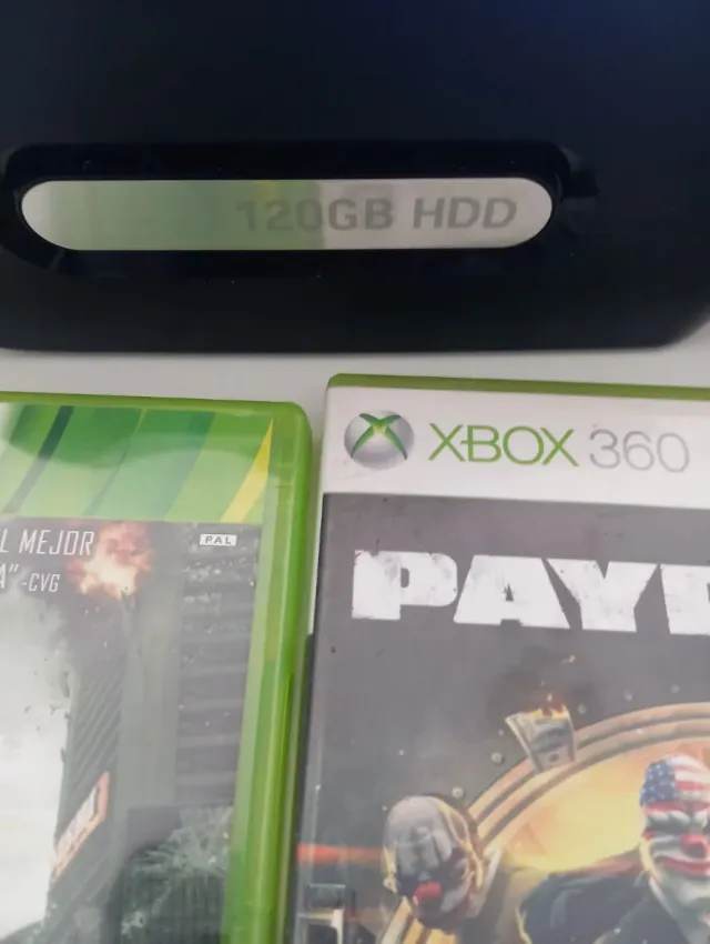 Xbox 360 120GB HDD + 2 Mandos + 12 Juegos