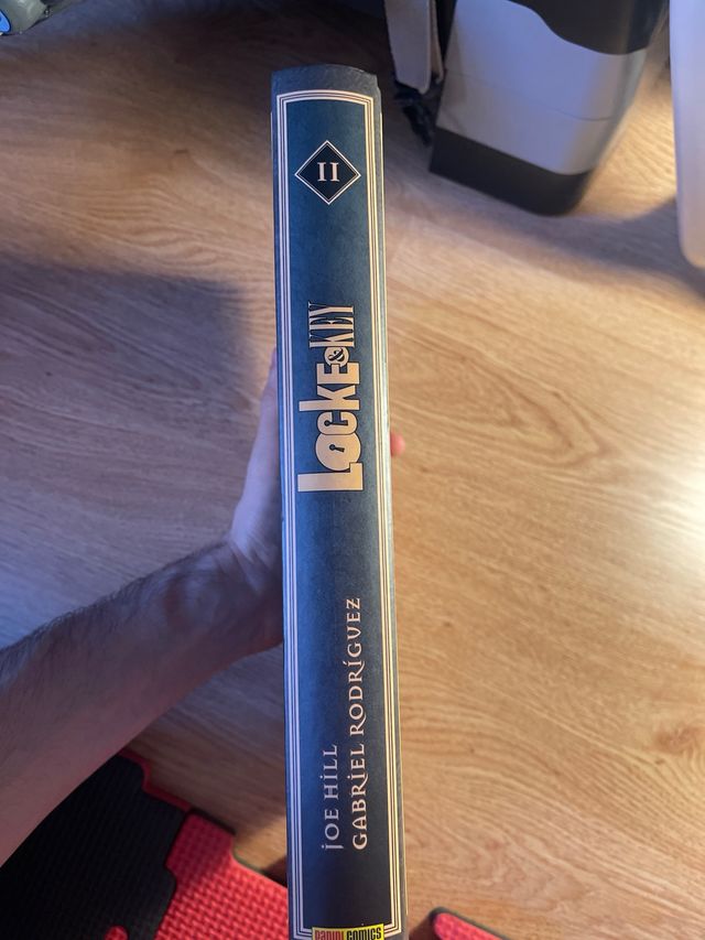 Locke & Key Omnibus 2