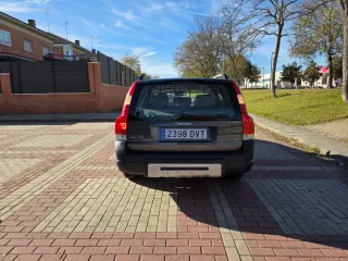 Volvo XC70 Cross Country 2.4D5 7 plazas 185cv