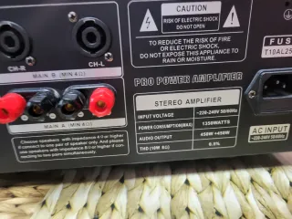 Amplificador VLLIODOR DS-1019 Karaoke