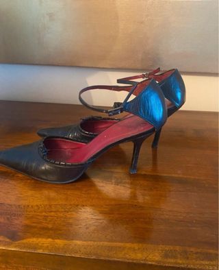 Zapatos Zara tacón pulsera negros