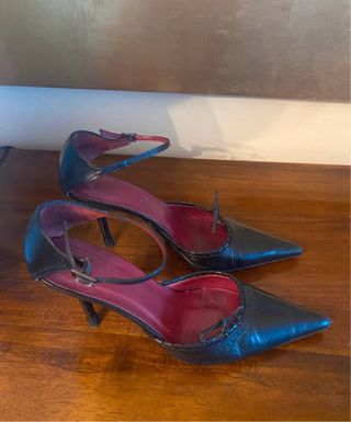 Zapatos Zara tacón pulsera negros