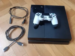 PS4 Slim 1TB Disco Negra + Mando y Cables