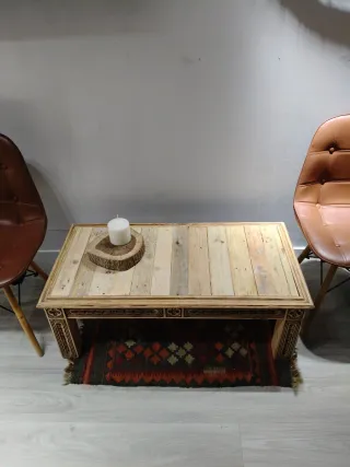 Mesa de centro de madera rústica