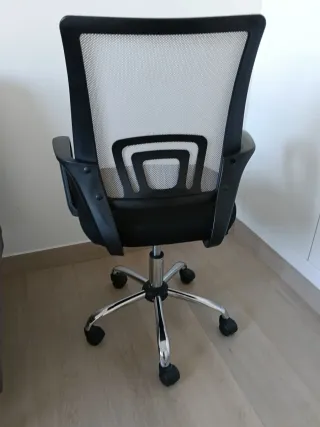 Silla escritorio en perfecto estado