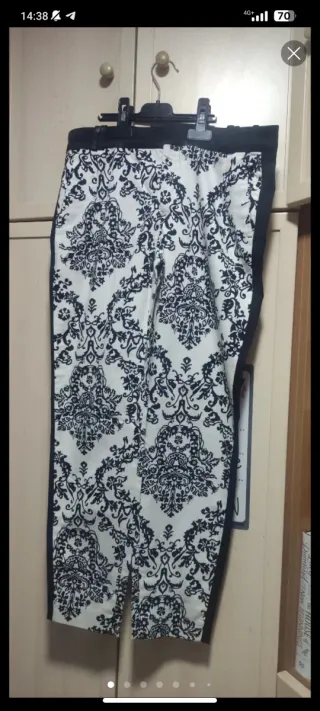 Pantalón de vestir Zara estampado blanco y negro