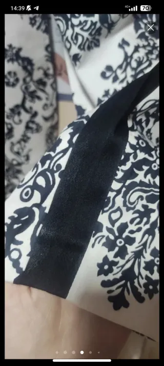 Pantalón de vestir Zara estampado blanco y negro