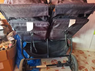 Carro gemelar marca kikka boo