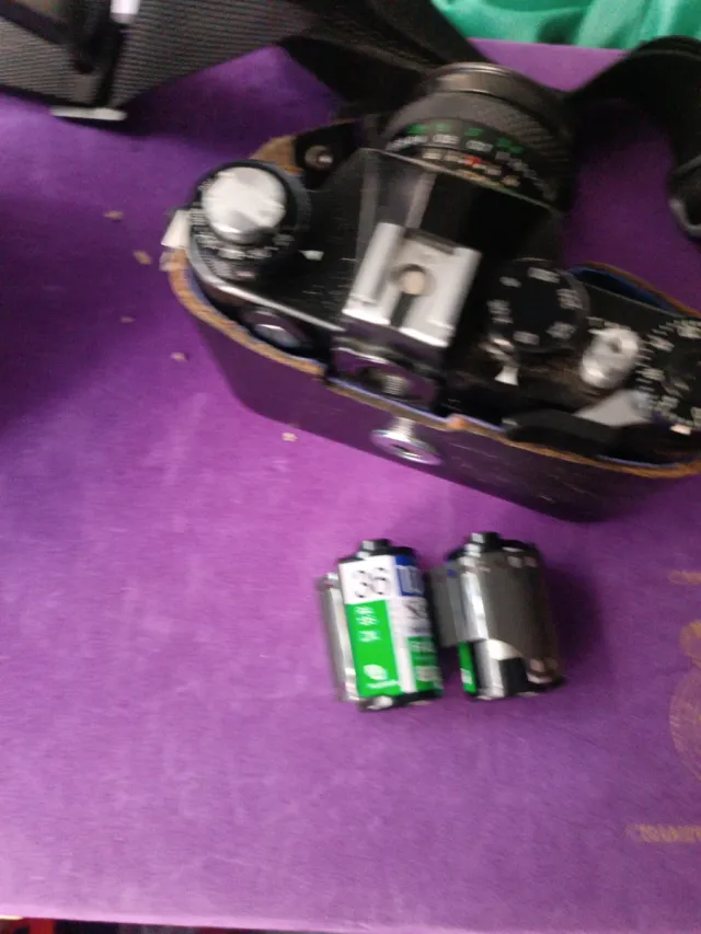 Fotocamera Zenit 12 con custodia e cartucce