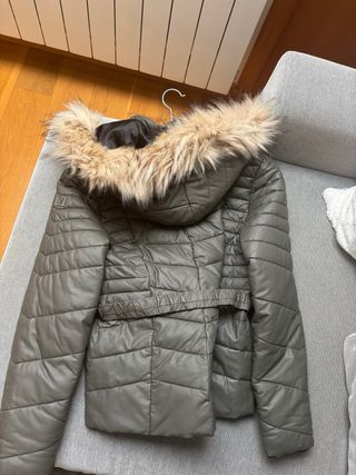 Abrigo Morgan verde talla M con cinturón