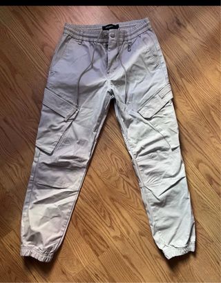 Pantalones cargo azul grisáceos