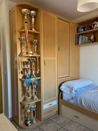 Dormitorio juvenil completo