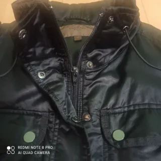 Parka Cortefiel negra con cinturón