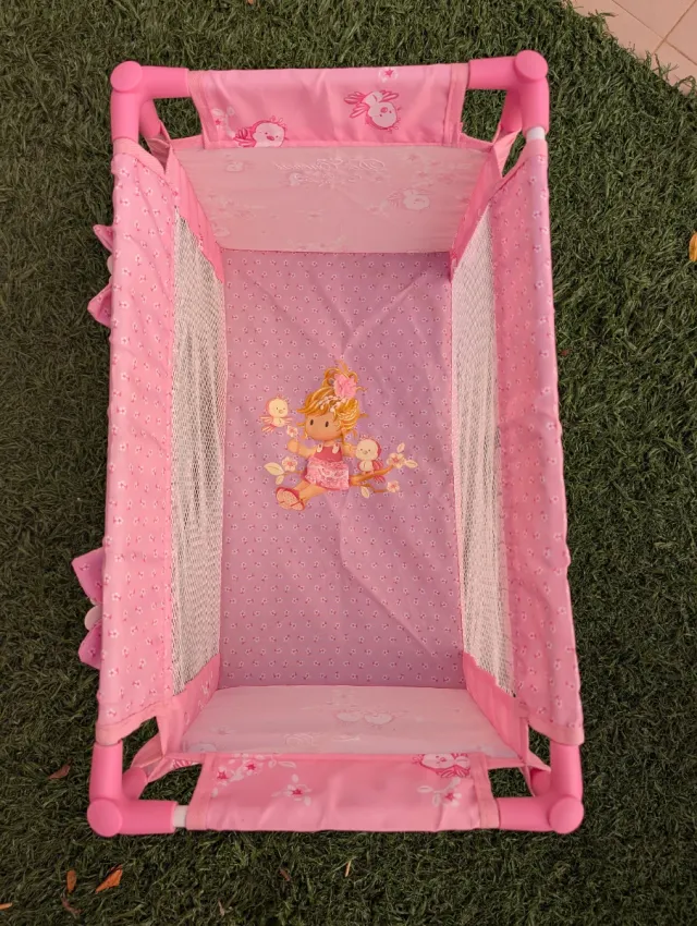 Culla da viaggio rosa per bambole