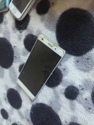 Telefono Huawei Bianco e Nero