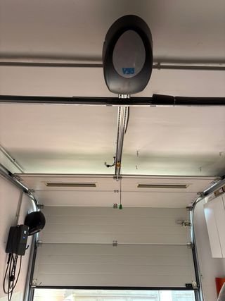 Puerta de Garaje Hormann 2.35x 2.35 cm