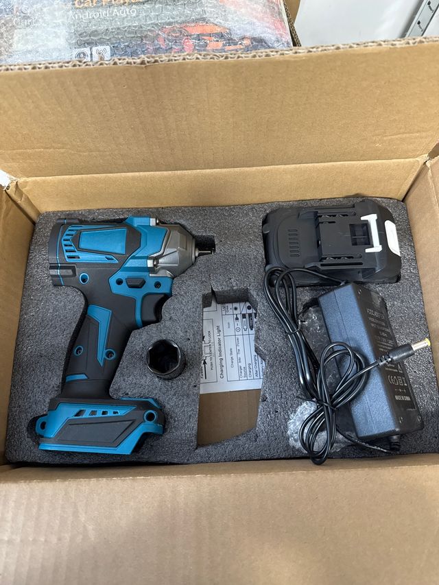 Llave de impacto 520 Nm