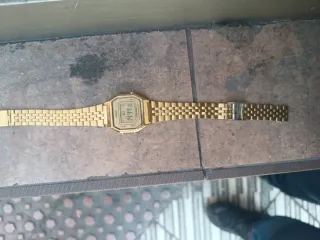 Reloj Casio Dorado