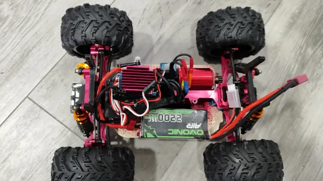 Coche RC Brushless