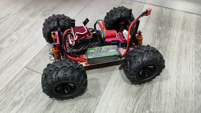 Coche RC Brushless
