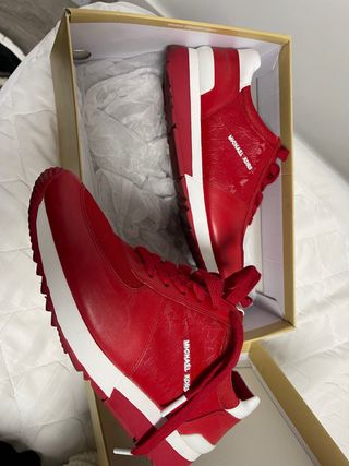 Zapatillas Michael Kors Rojas y Blancas