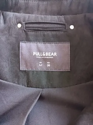 Chaqueta Pull&Bear Negra Talla L