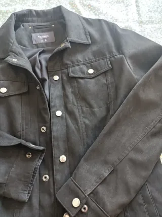 Chaqueta Pull&Bear Negra Talla L