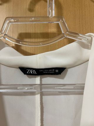 Blusa blanca Zara