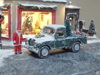 Diorama Natalizio Land Rover 109 Pick Up 1/43