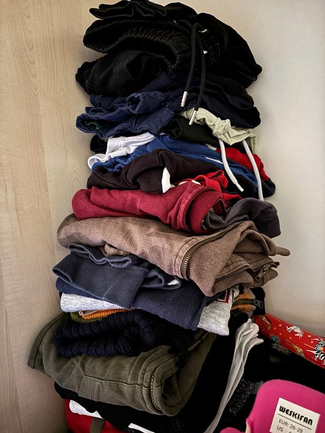 Lotto vestiti misti bambino taglia 10-11 anni