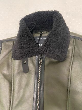 Cazadora verde con borrego