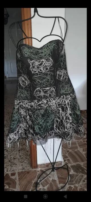 Vestido negro y verde