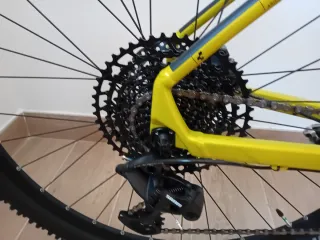 Bicicleta montaña CUBE