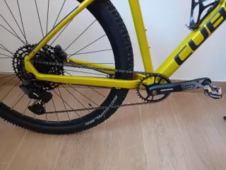 Bicicleta montaña CUBE